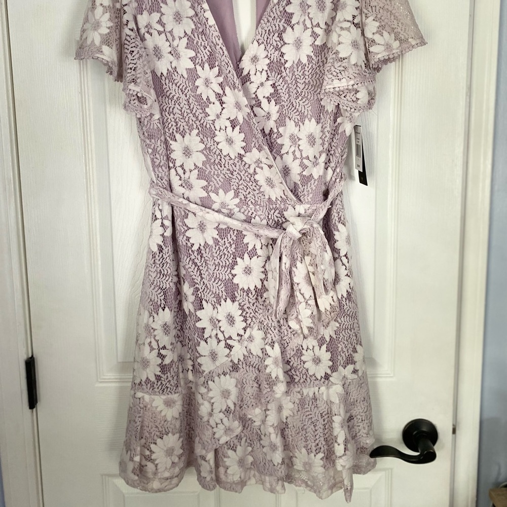 Lace flower design purple and white dress